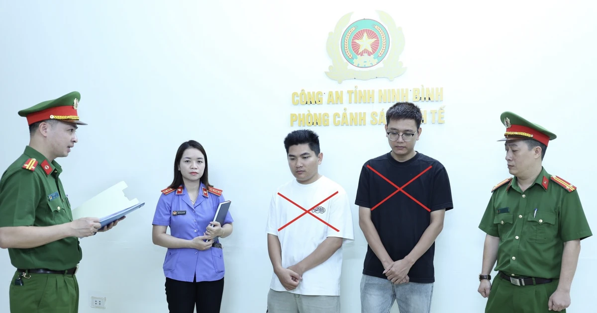 Khởi tố hai đối tượng kinh doanh hơn 7.600 giày, dép ‘Fake’