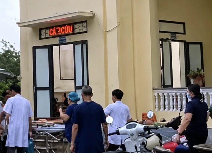 Truy tìm đối tượng chém 4 người trọng thương trong đó có một cháu bé