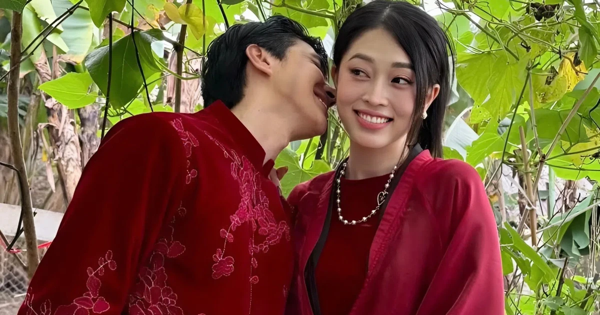 Khoảnh khắc hài hước của Phương Nga - Bình An