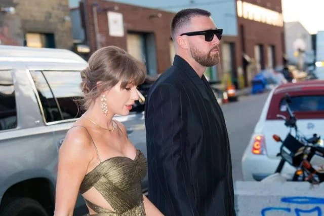 "Tôi biết Taylor Swift và Travis Kelce sắp cưới nhưng tôi không chứng minh được"