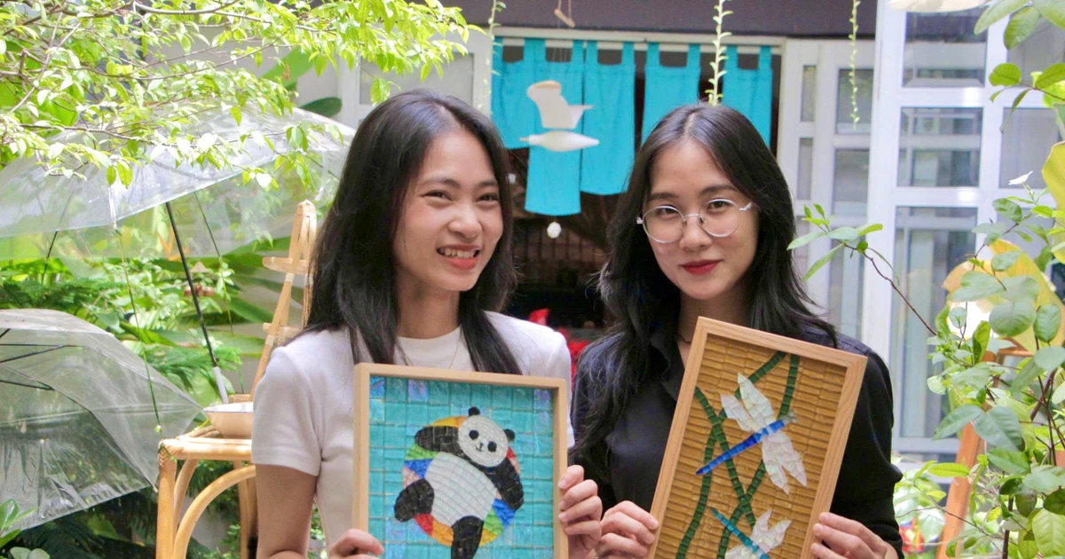 Giới trẻ Khánh Hòa mê mẩn ghép tranh mosaic