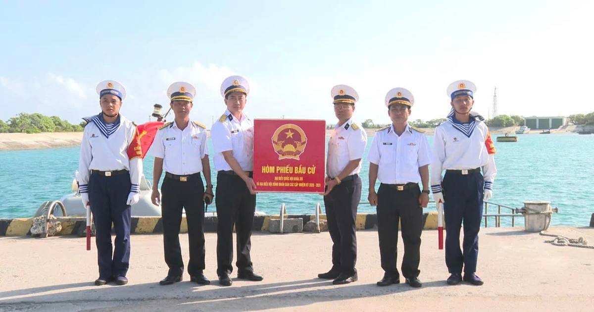 Quân dân đặc khu Trường Sa sẵn sàng cho ngày bầu cử sớm