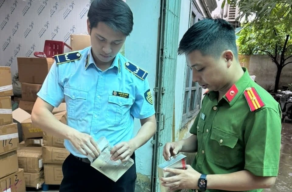 Hà Nội: Phát hiện 15.000 mặt nạ dưỡng da không rõ nguồn gốc xuất xứ