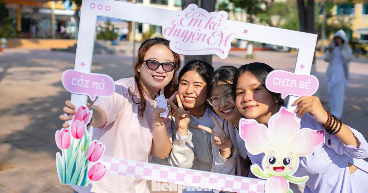 Giúp gen Z nhỏ to chuyện khó nói