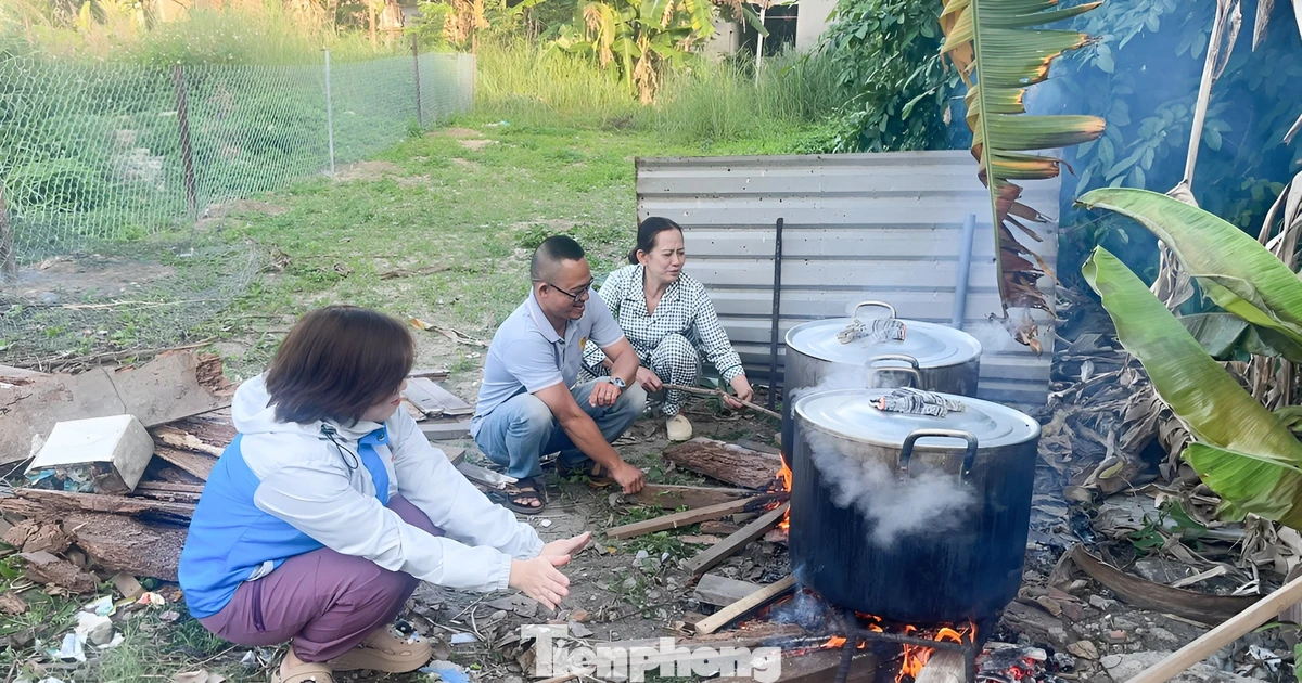 Tết của những công nhân không có chuyến xe hồi hương