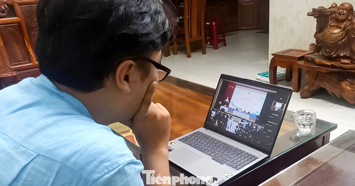 Đà Nẵng: Tiếp xúc cử tri trực tuyến, ngồi nhà vẫn 'gặp' ứng cử viên