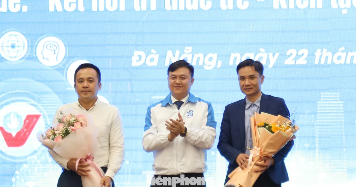 Đồng hành cùng bạn trẻ Đà Nẵng 'đón đầu' ngành bán dẫn