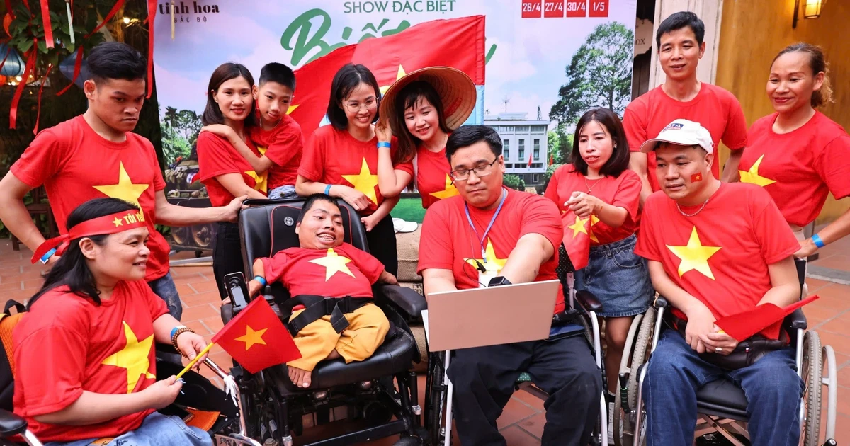 Vinh danh những người đồng hành, truyền cảm hứng cho người khuyết tật