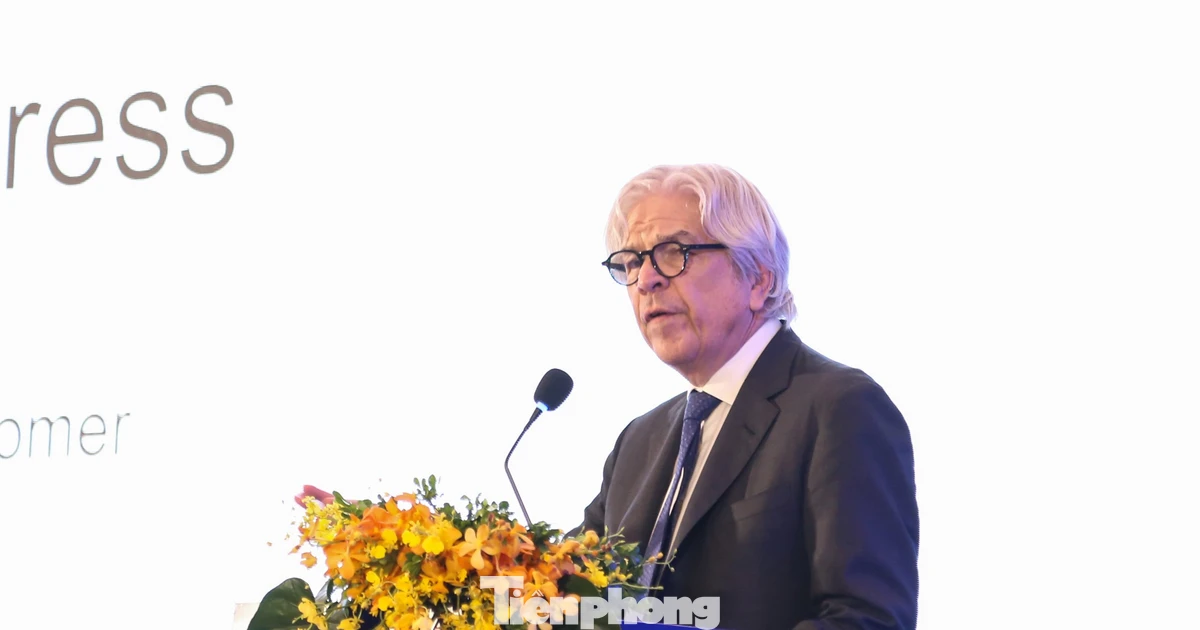 Giáo sư Nobel Paul Romer: Việt Nam có cơ hội nhảy vọt nếu khai thác hiệu quả AI