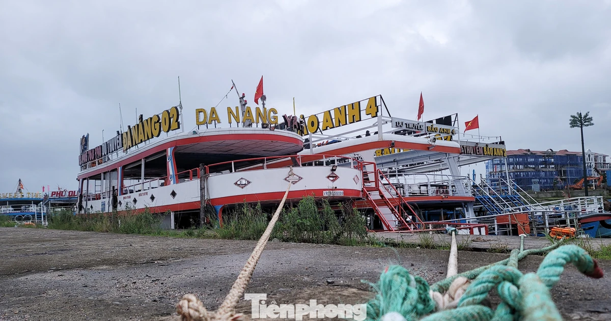 Nước sông Hàn dâng cao, du thuyền tiền tỷ kéo nhau đi 'núp' bão sớm