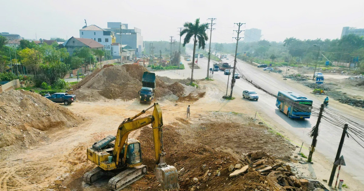 Toàn cảnh công trường cao tốc hơn 5.000 tỷ đồng nối Đại lộ Thăng Long - Hòa Bình