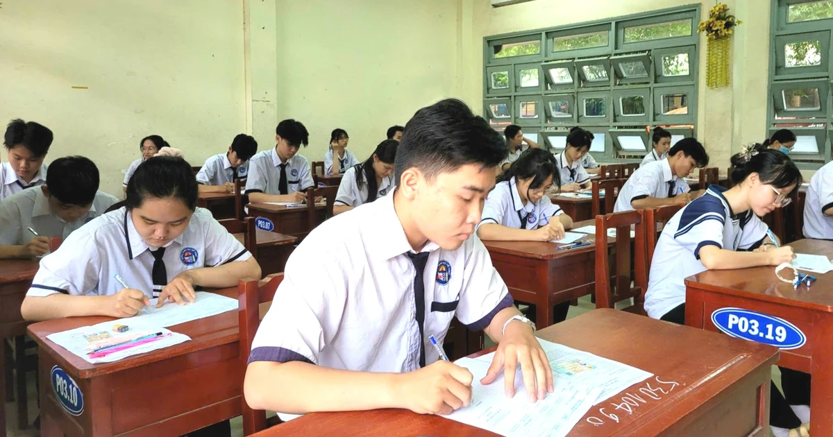 Các tỉnh thành miền Tây giảm hàng nghìn đầu mối trường công trước năm học mới