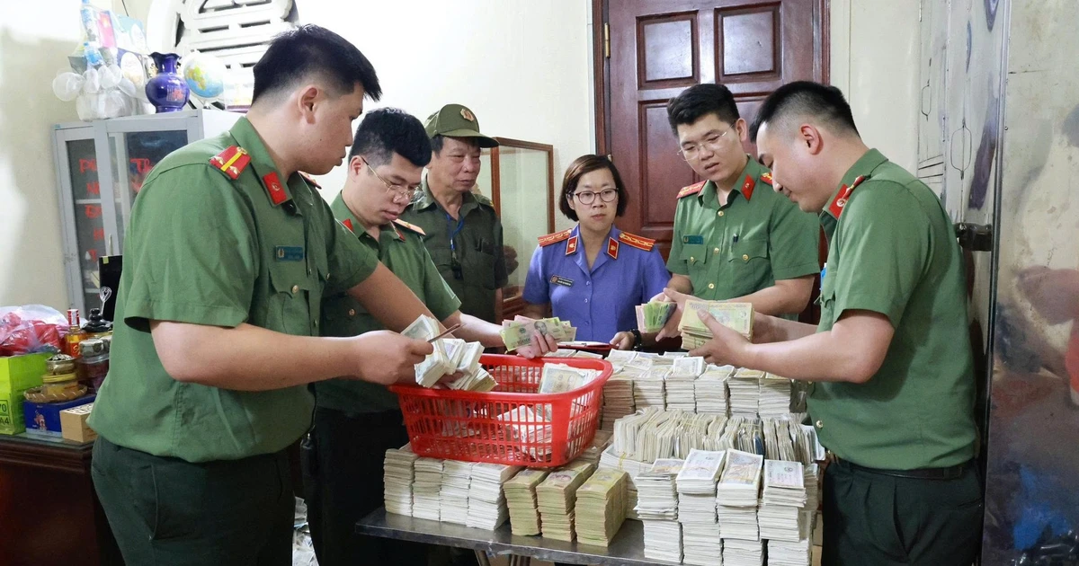 Biển thủ tiền công đức, thủ nhang Đền Kỳ Cùng bị khởi tố