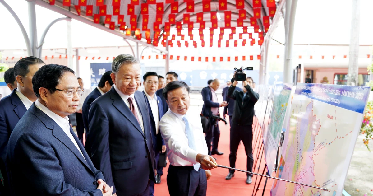 Tổng Bí thư Tô Lâm kiểm tra tuyến đường sắt Việt Nam - Trung Quốc