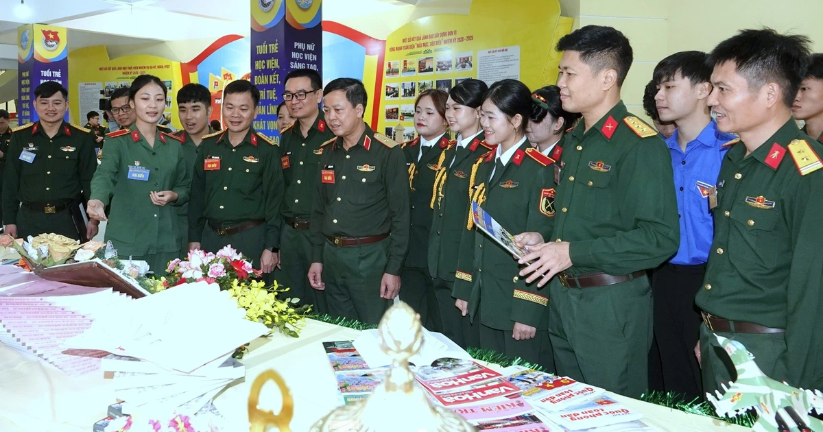 Hơn 2.500 lượt học viên Học viện Kỹ thuật Quân sự tham gia nghiên cứu khoa học