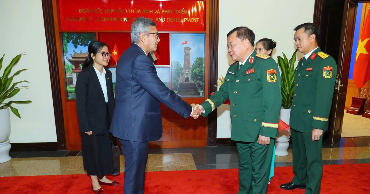 Thúc đẩy triển khai các gói tín dụng không hoàn lại cho Bộ Quốc phòng Việt Nam