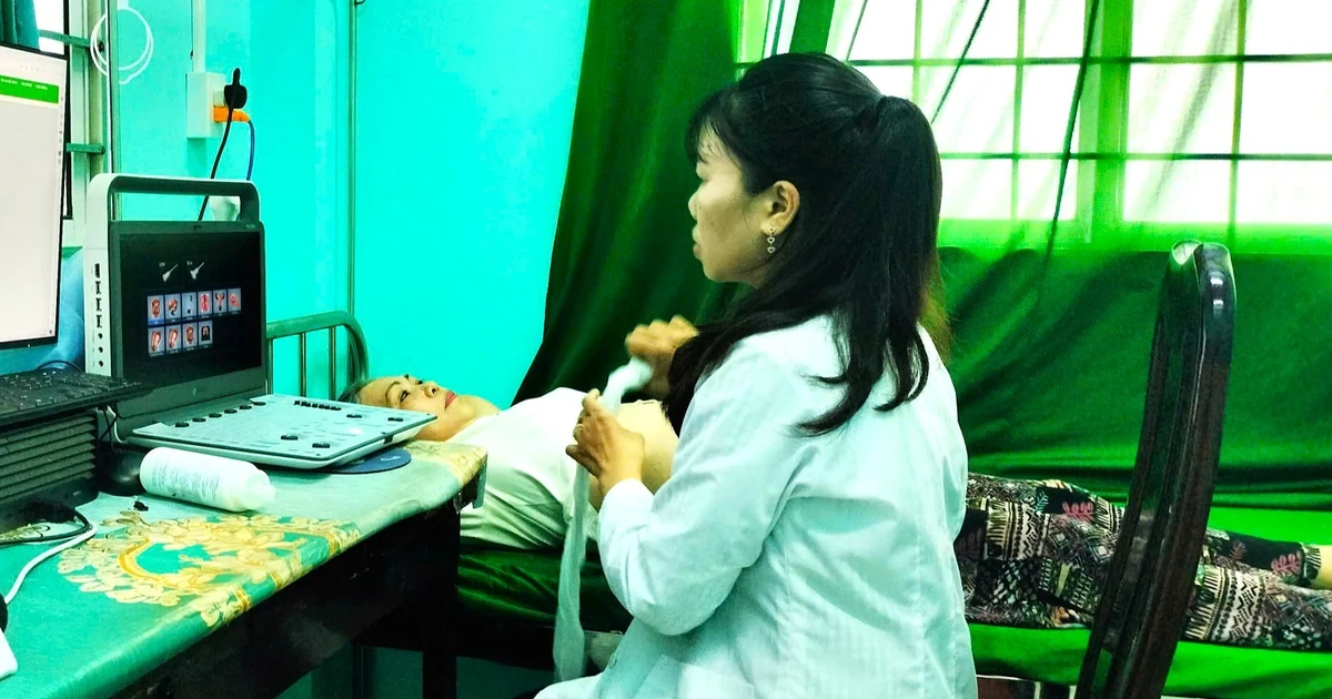 Loạt trạm y tế ở Cà Mau không có giám đốc
