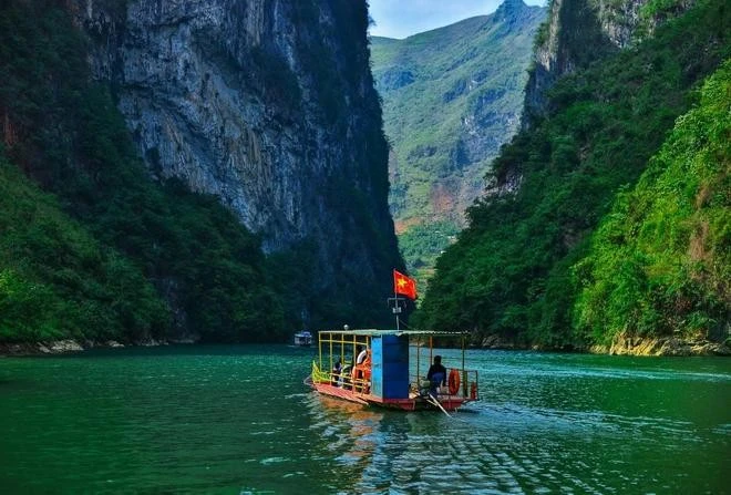 Cảnh tượng gây sửng sốt ở Hà Giang