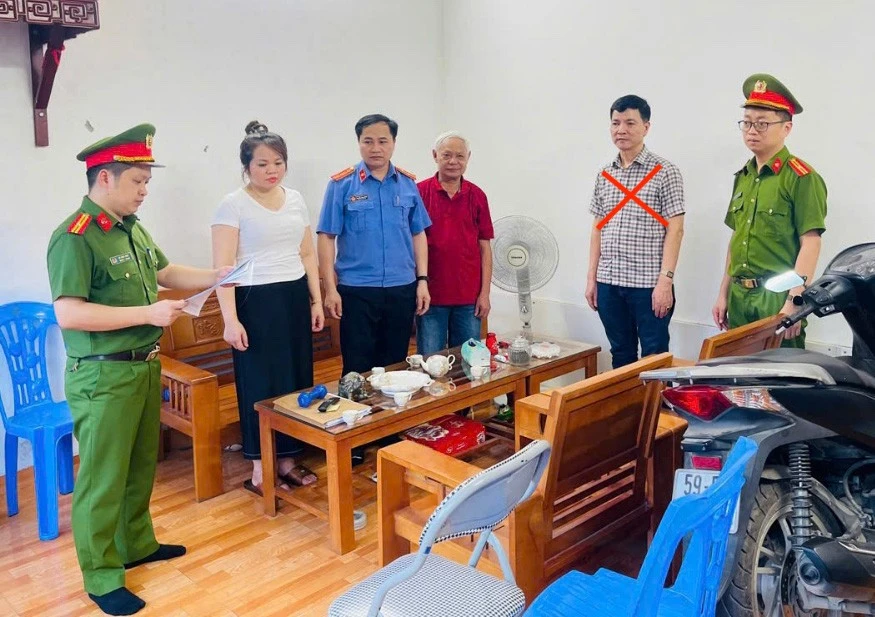 Doanh thu gần 54 tỷ chỉ khai báo 9 tỷ, lãnh đạo doanh nghiệp bị khởi tố