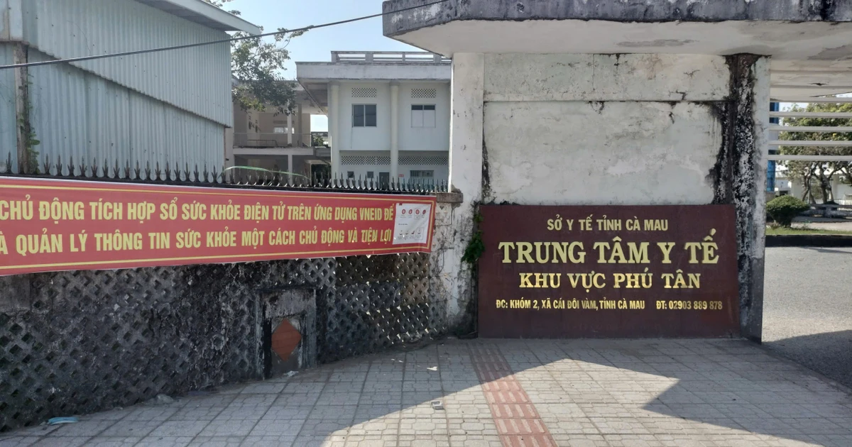 Sở Y tế Cà Mau đề xuất mượn tạm tiền để trả lương nhân viên y tế