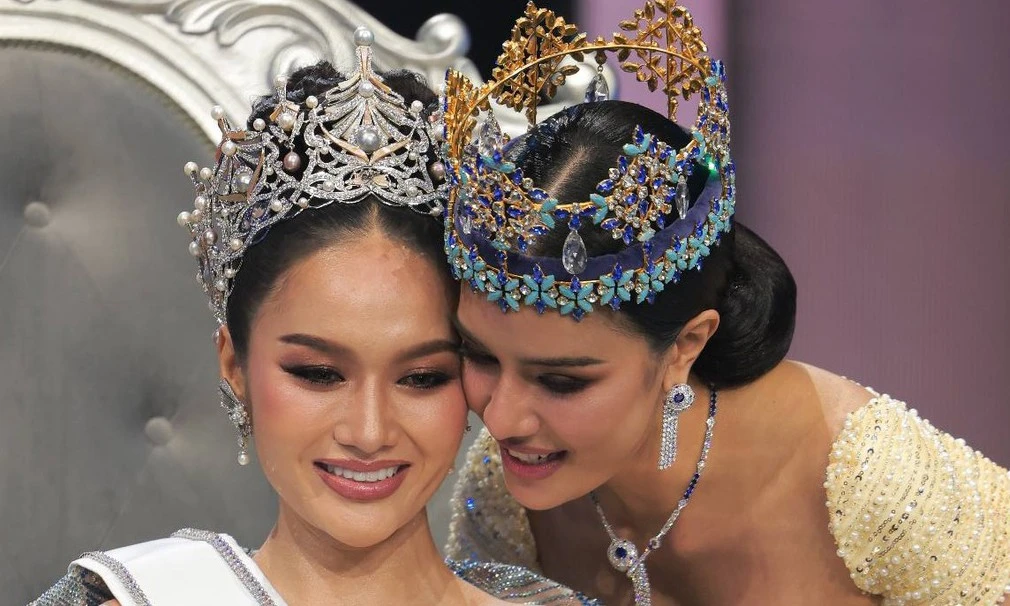 Người đẹp 25 tuổi kế nhiệm đương kim Hoa hậu Thế giới