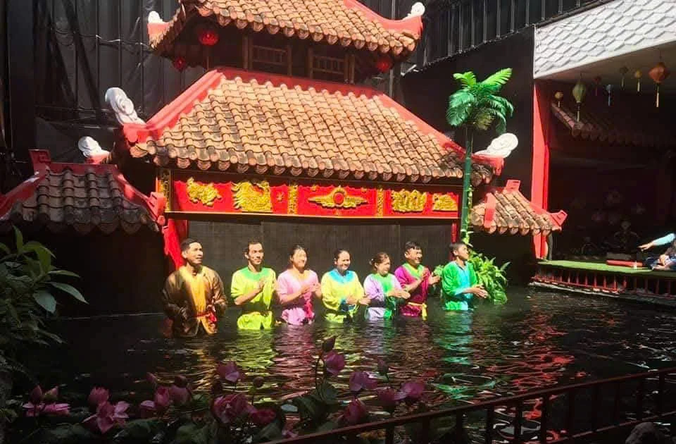 Người trẻ trong hành trình giữ gìn nghệ thuật múa rối nước | Báo điện ...