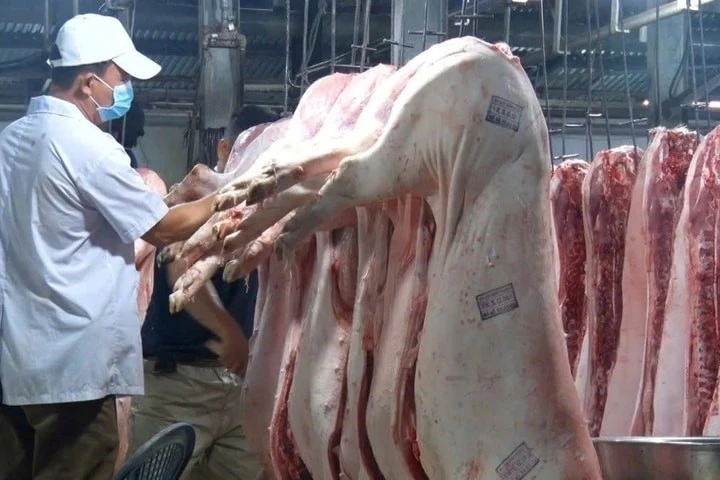 Cựu cán bộ Cục Thú y: 'Kiểm dịch là mảnh đất màu mỡ, béo bở nhất'