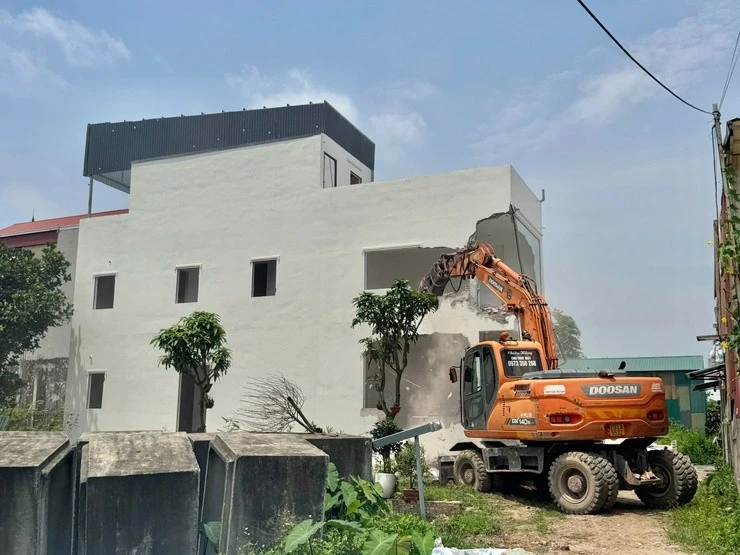 Hà Nội chốt thời gian xử lý bãi tập kết vật liệu xây dựng trái phép