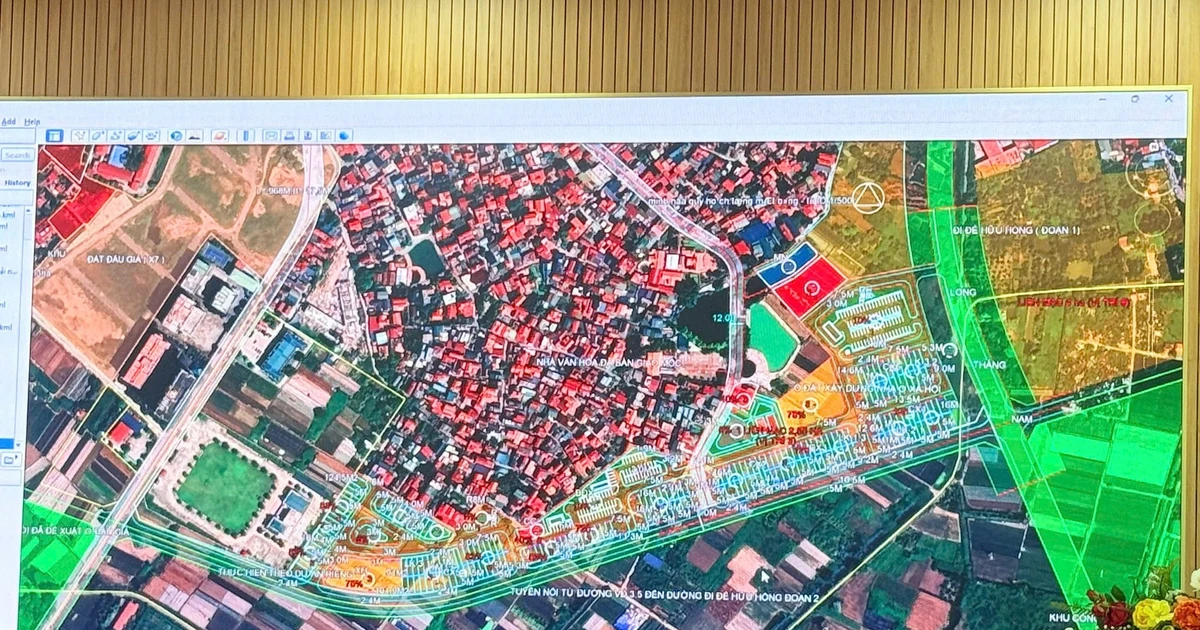 Hà Nội: Người dân thuộc dự án khẩn cấp Vành đai 2,5 khảo sát thực tế khu đất tái định cư