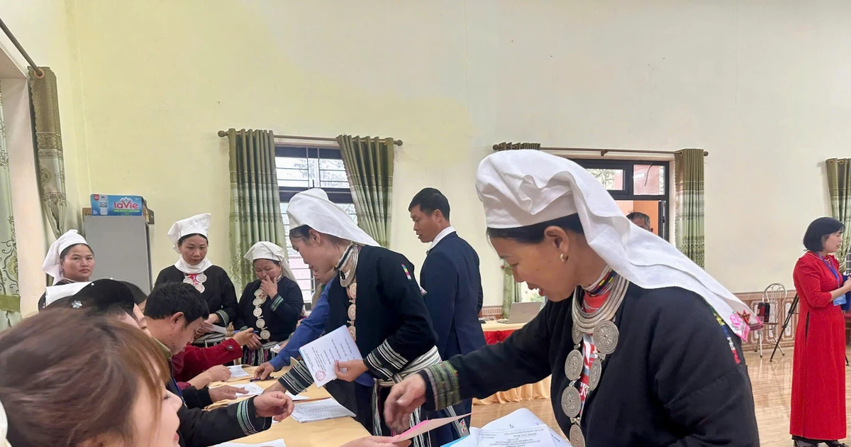 Cao Bằng công bố danh sách 50 người trúng cử đại biểu HĐND tỉnh