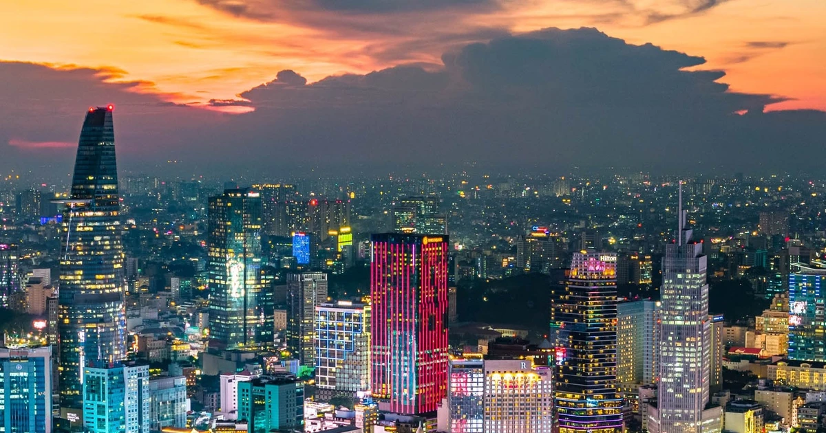 Sau cột mốc thu nhập trung bình cao của Việt Nam