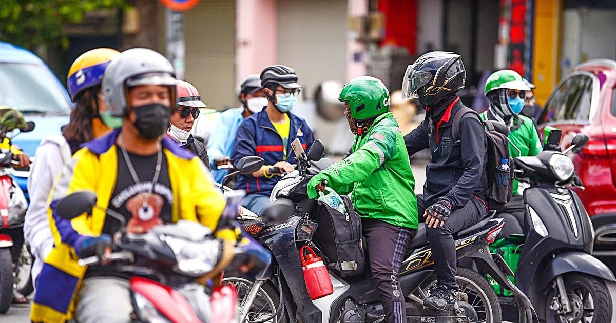 Hà Nội: Đề xuất cấm xe máy công nghệ chạy xăng trong vùng phát thải thấp