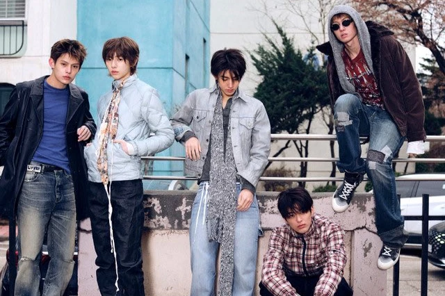 REDRED của CORTIS được V-COER lồng nhạc Việt vào, vũ đạo "khớp không tưởng"