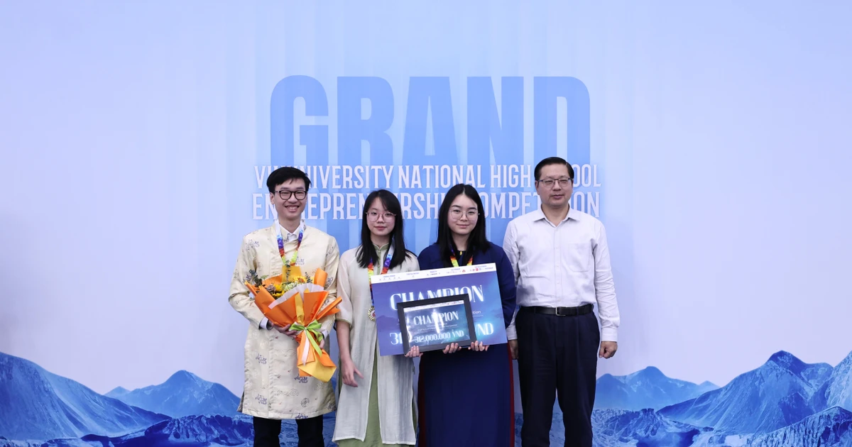 Quán quân VNEC 2026: "Khởi nghiệp" từ ý tưởng giữ vẻ đẹp làng nghề truyền thống