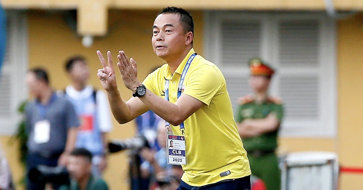 Đua trụ hạng V.League: Phép màu nào với PVF-CAND?