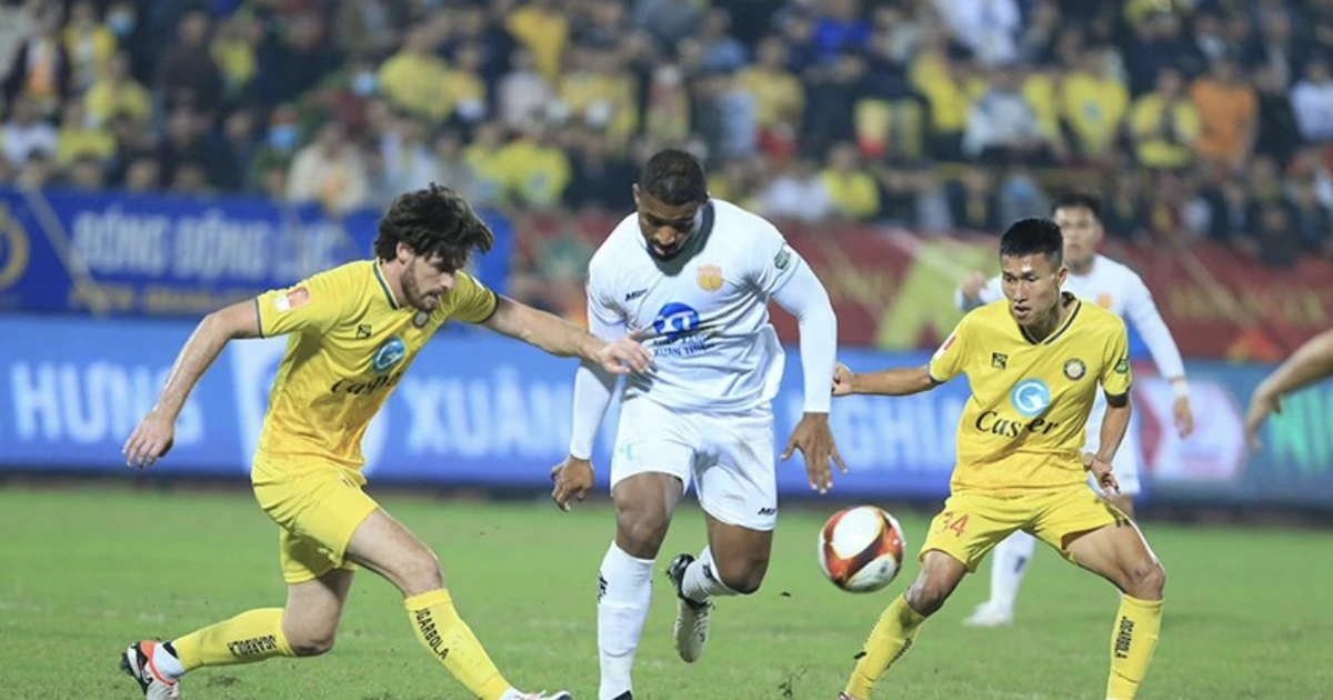 VFF muốn tăng ngoại binh ở V.League, CLB phản ứng