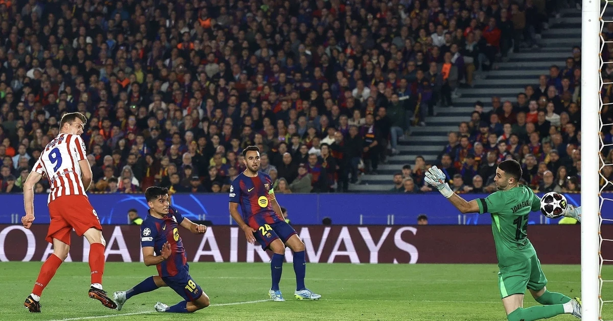 Barca thua sốc Atletico tại Camp Nou