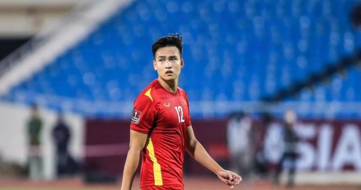 Công an Hà Nội giữ chân trung vệ đội tuyển Việt Nam tới 2028