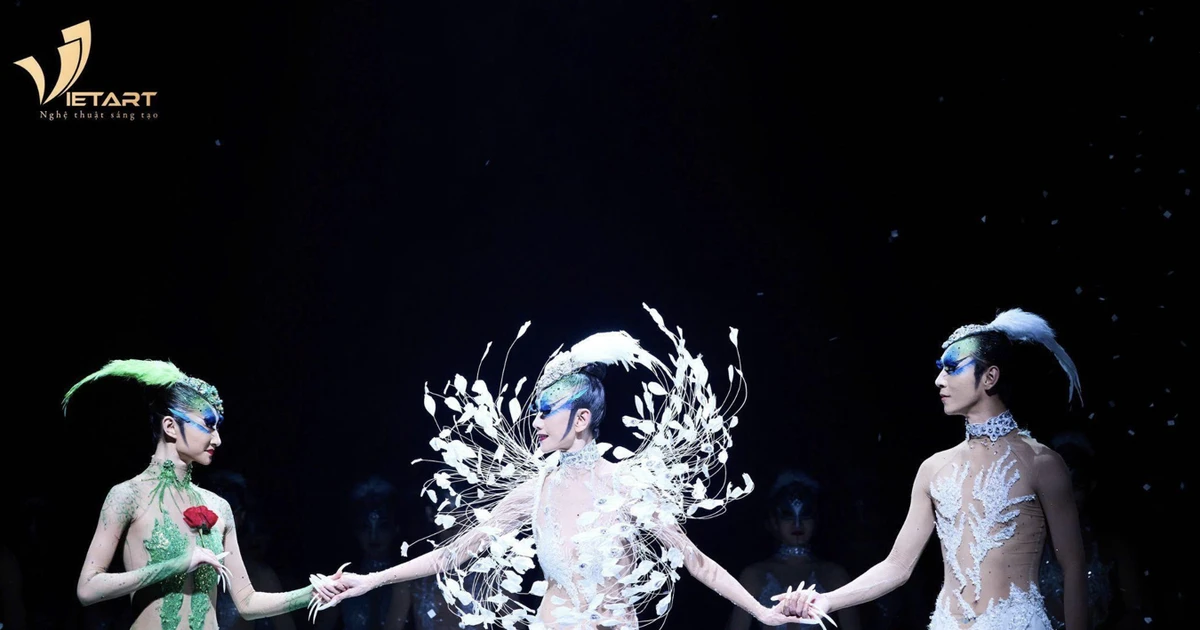 Vietart đưa khán giả đến 'điểm chạm' cảm xúc cùng vũ kịch khổng tước