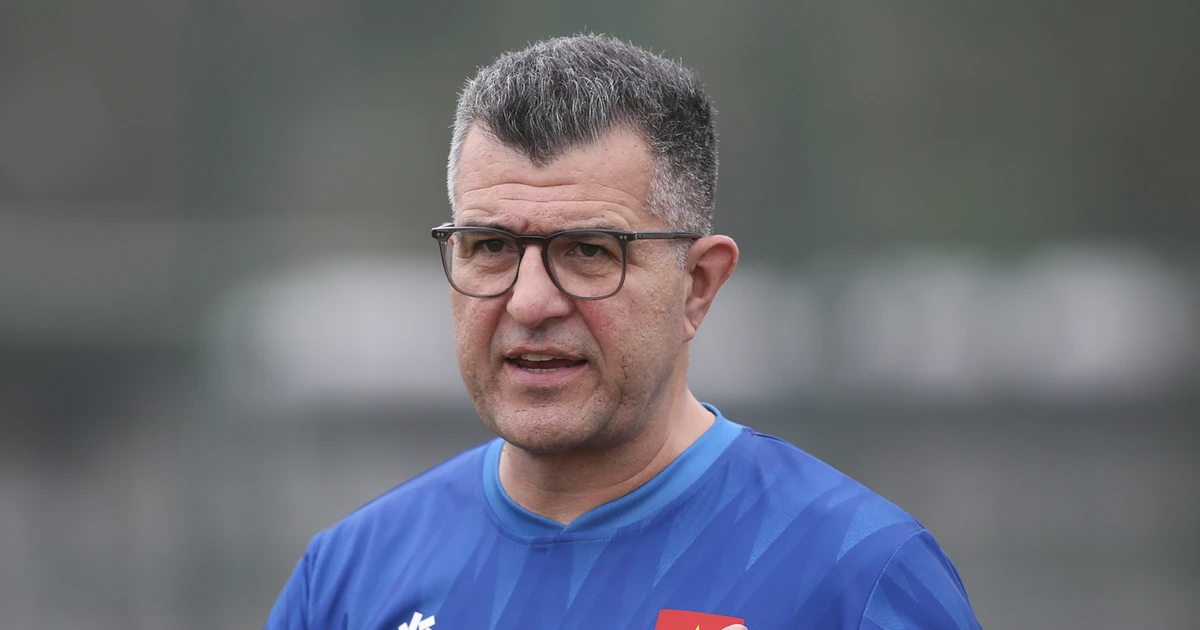 HLV Roland nói gì trước khi U17 Việt Nam quyết đấu với U17 Australia?