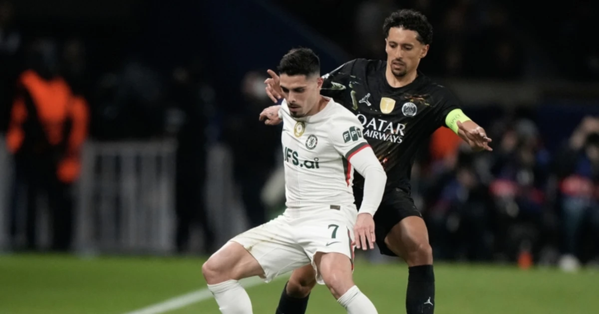 PSG vùi dập Chelsea, đặt một chân vào tứ kết Champions League