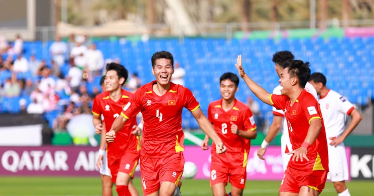 Bóng đá Việt Nam: Năm Ngọ, mã đáo công thành