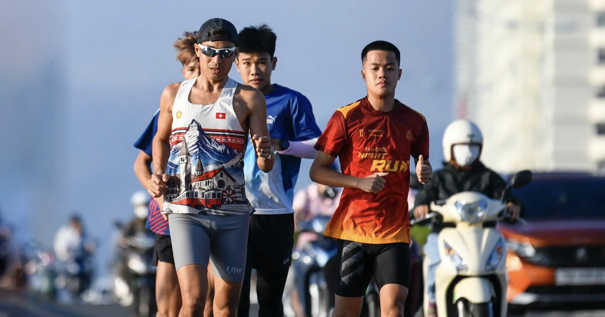 HCV SEA Games Nguyễn Văn Lai 'đánh' giải marathon 'Việt Nam tôi đó 2026'