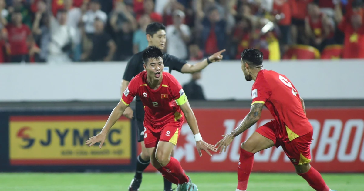Trực tiếp Việt Nam vs Malaysia 1-0 (H1): Vào!!! Duy Mạnh ghi bàn