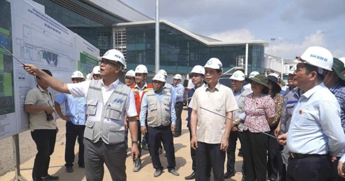 Phó Chủ tịch Quốc hội Nguyễn Hồng Diên kiểm tra dự án sân bay Long Thành