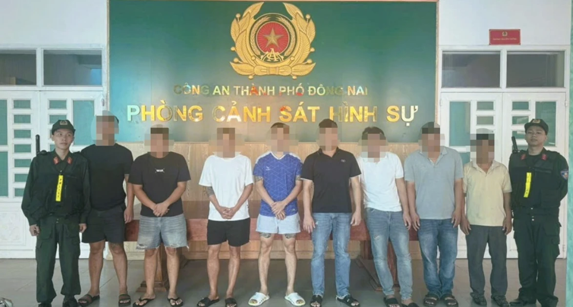 Triệt phá đường dây cá độ bóng đá quy mô lớn trên không gian mạng