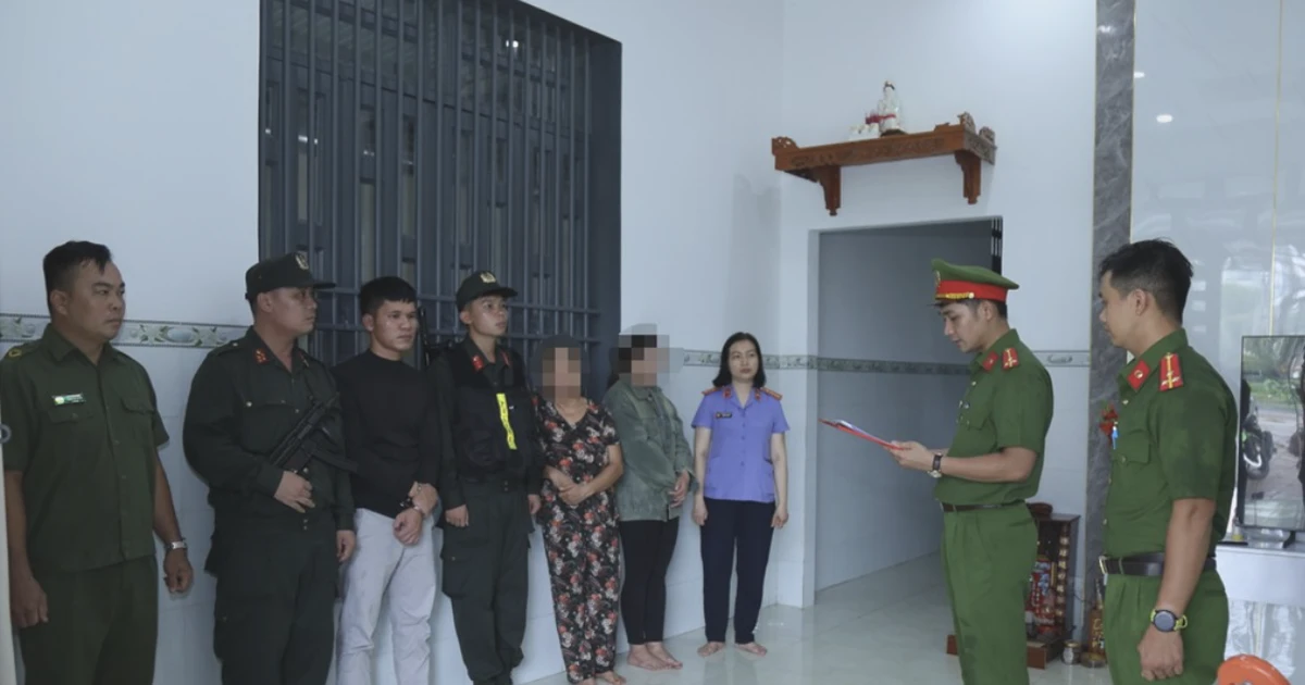 Khởi tố nhóm đối tượng tham ô hơn 1.200 tấn nguyên liệu chì