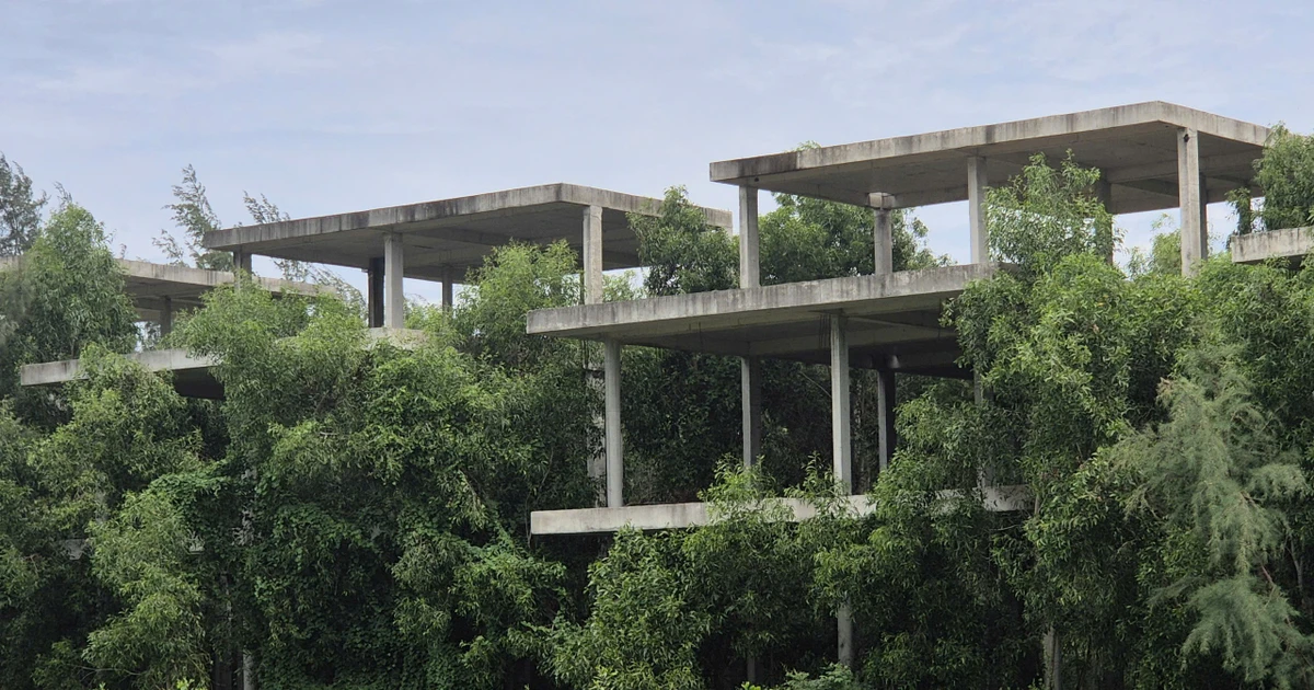 Những dự án nghỉ dưỡng 'trơ khung' bên cung đường ven biển Hồ Tràm