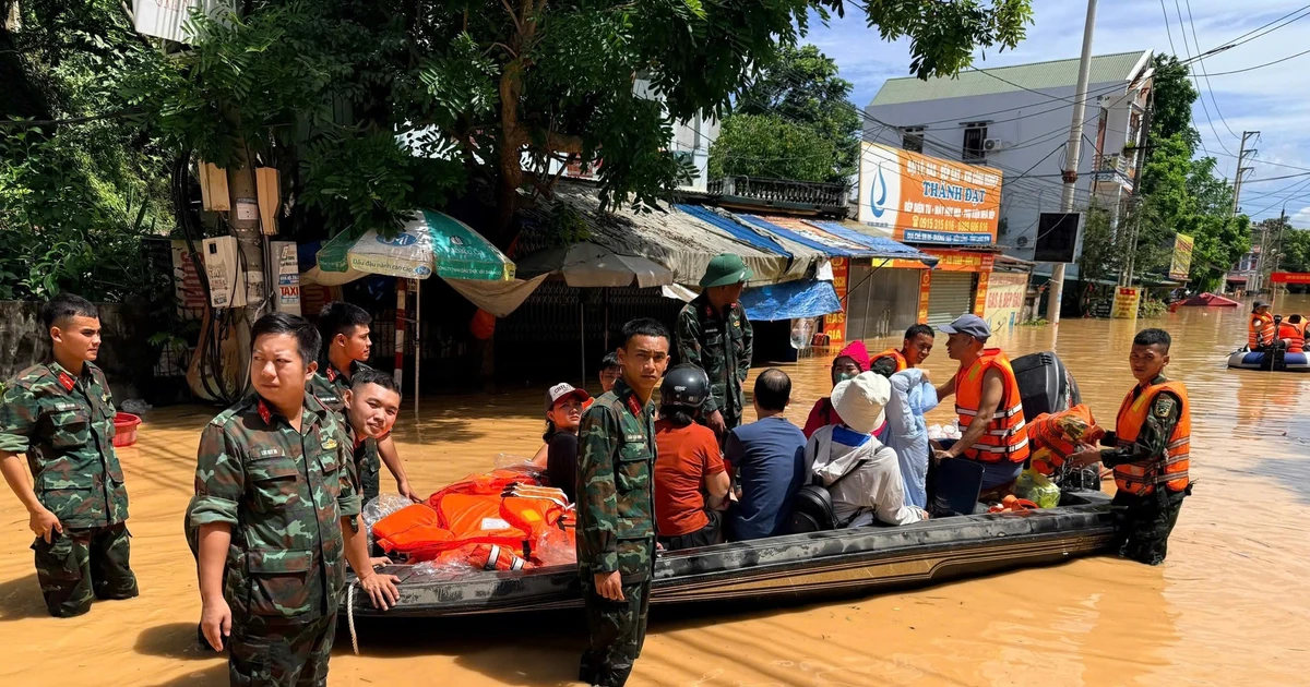 Tình nguyện viên trên cả nước cùng chung tay hỗ trợ đồng bào vùng lũ phía Bắc