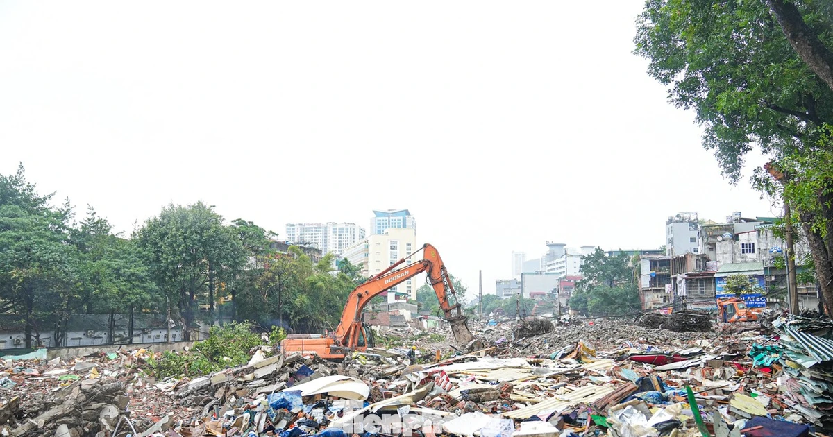 Đường Vành đai 1 đoạn Hoàng Cầu - Voi Phục 'thần tốc' giải phóng mặt bằng